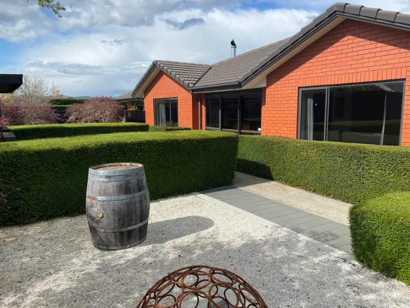 Hedge Trimming & Pruning