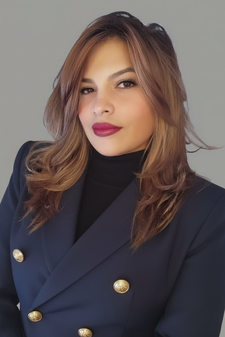 Stephanie Oviedo - Especialista en Micropigmentación
