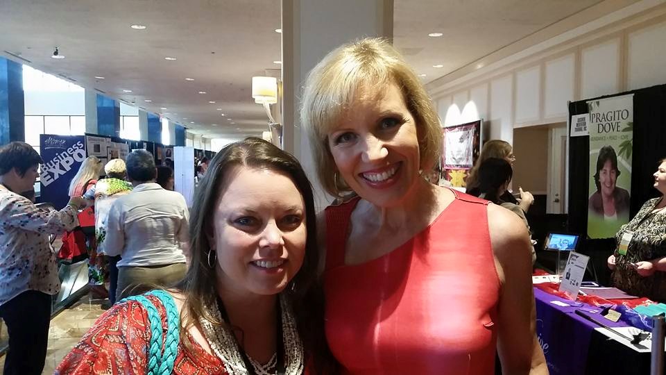 I met Mari Smith at the eWomen Network Conference - one of my favorite Social Media trainers - and joined her Inner Circle