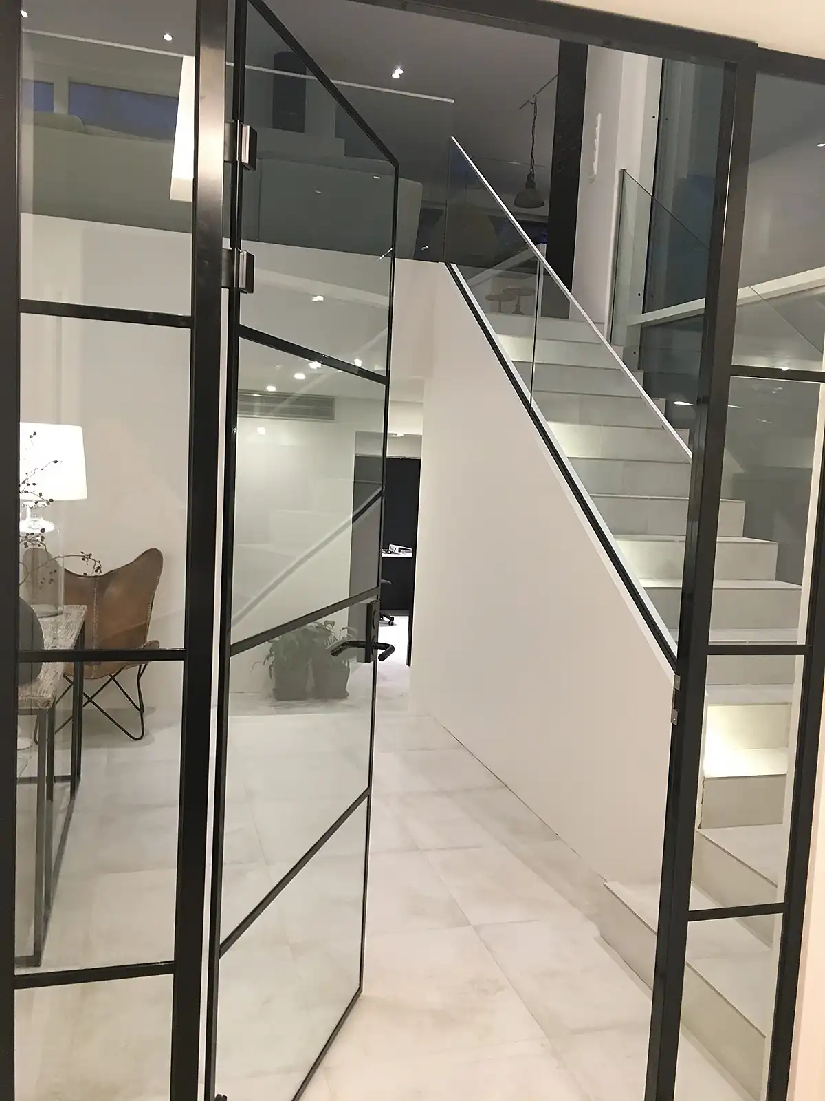 Portaikon tyylikäs valaistus