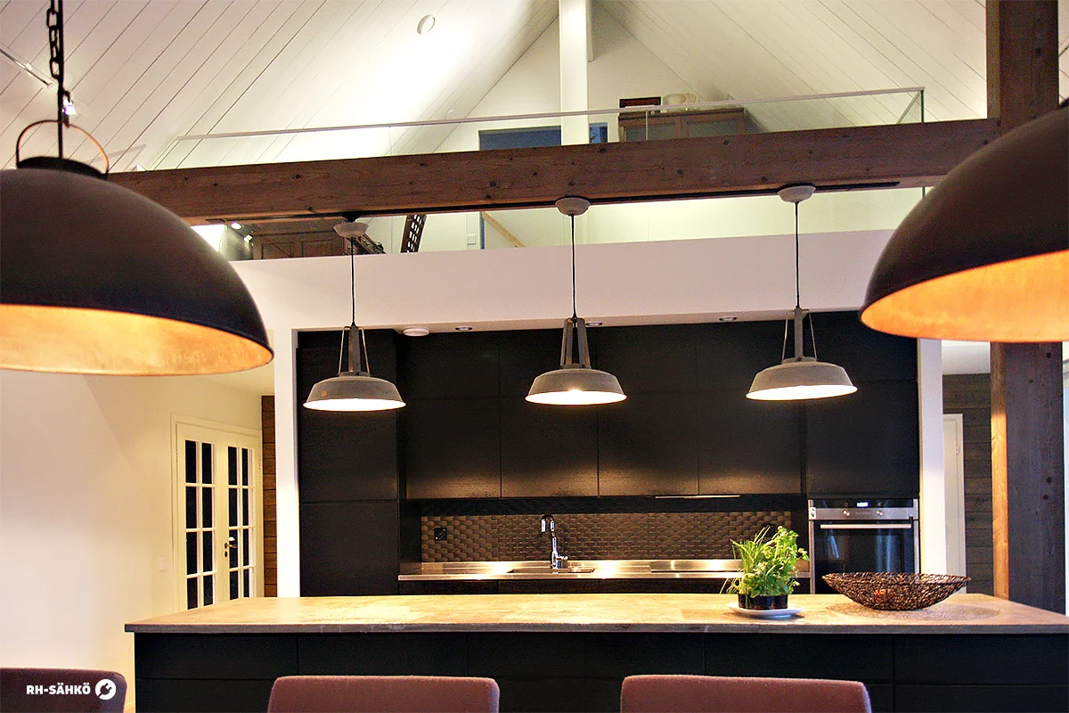 Tyylikäs olohuoneen valaistusratkaisu