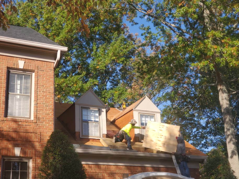 Residential roofing project in Kingston Springs, TN by Worth Roofing Company