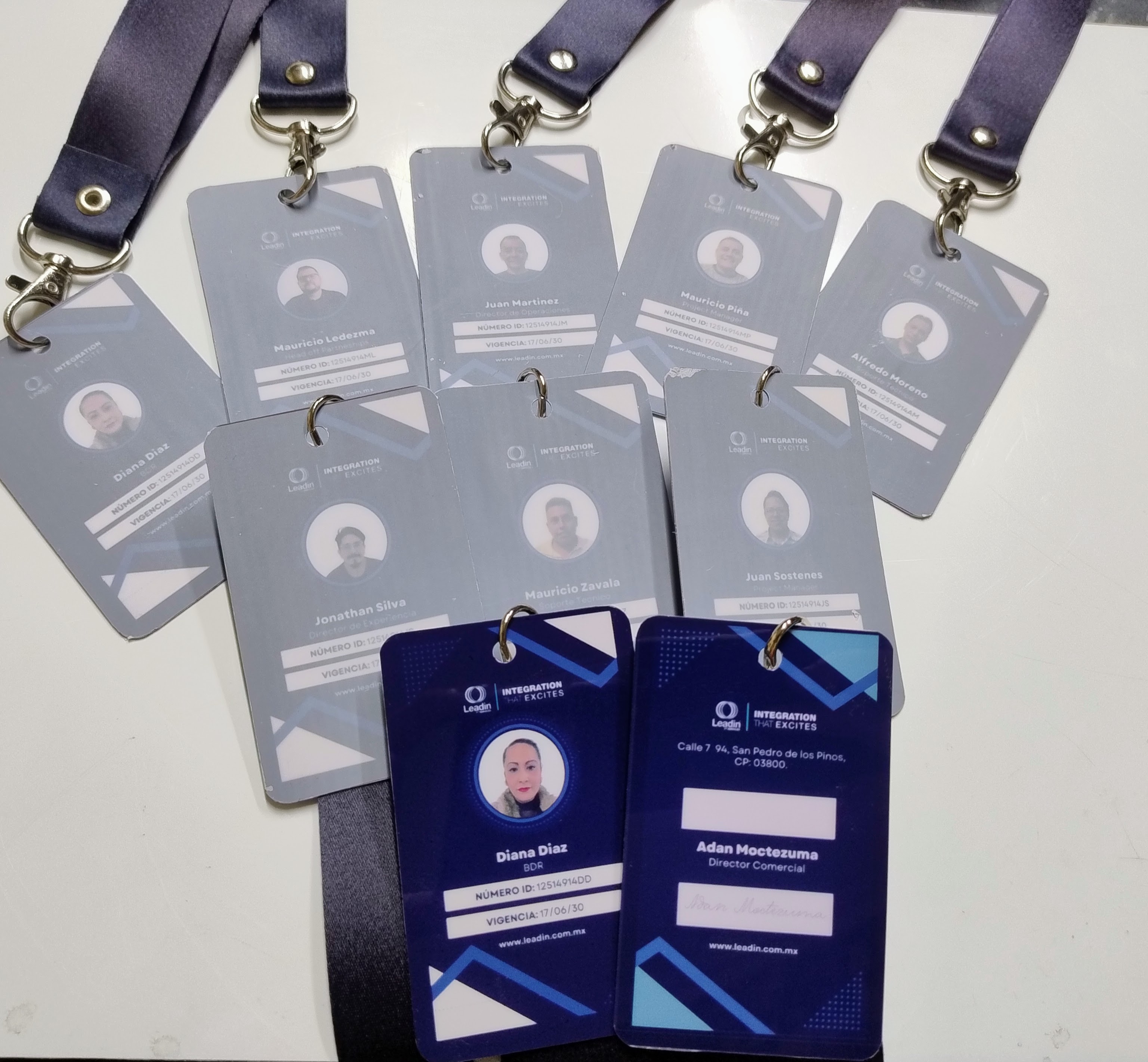 Credenciales PVC personalizadas para empresas — imagen 4