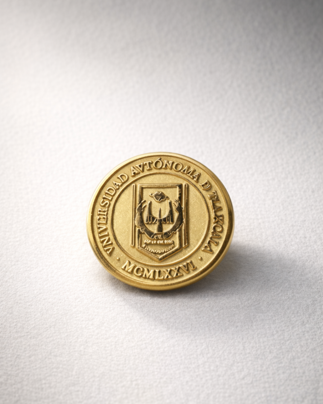 Pines promocionales personalizados con logo de empresa — imagen 3