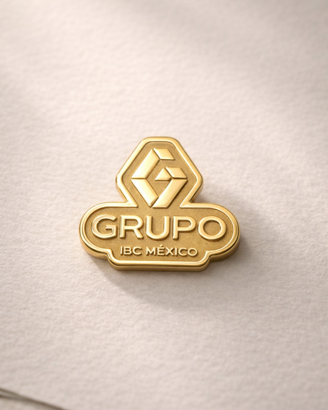 Pines promocionales personalizados con logo de empresa — imagen 1