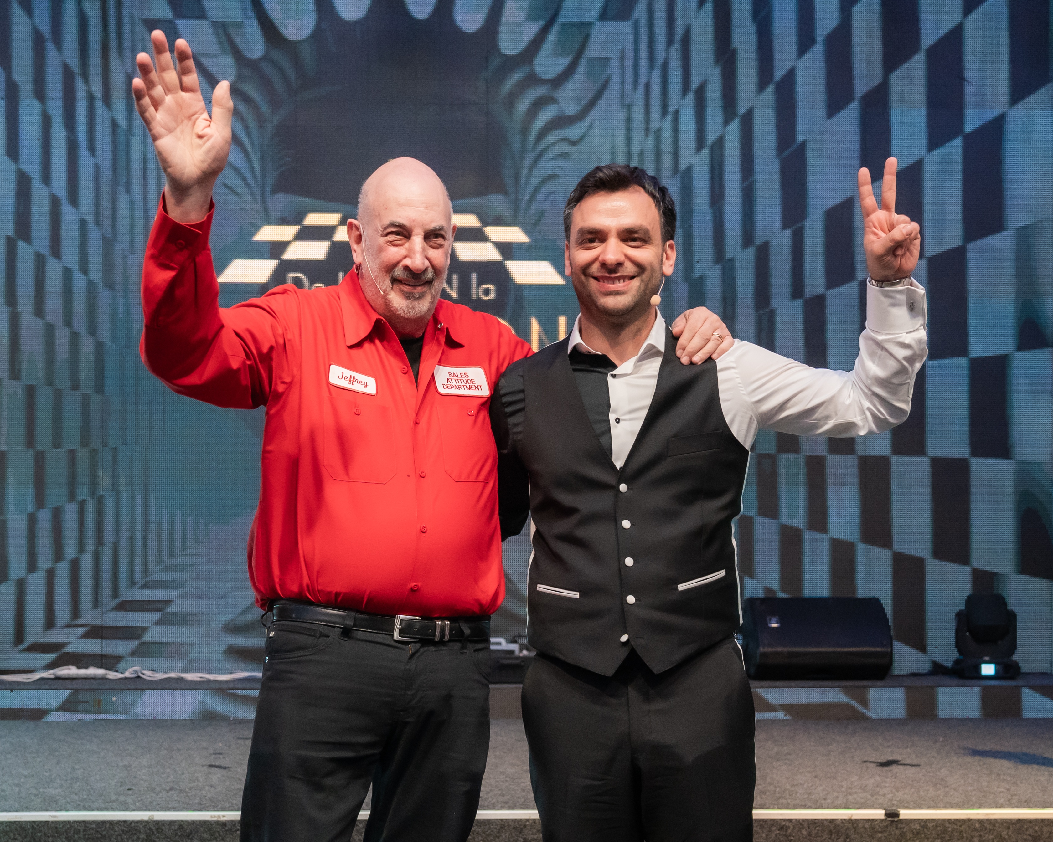Jeffrey Gitomer și Andrei Dunuță pe scenă