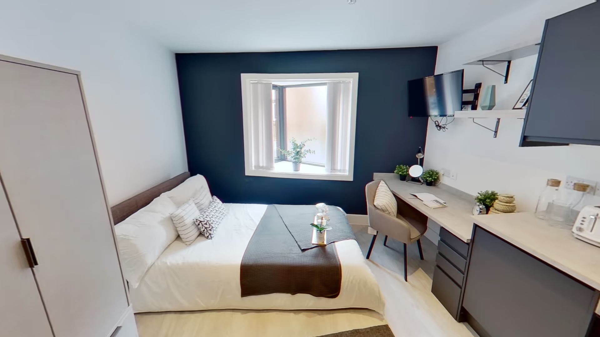 Studio Bedroom