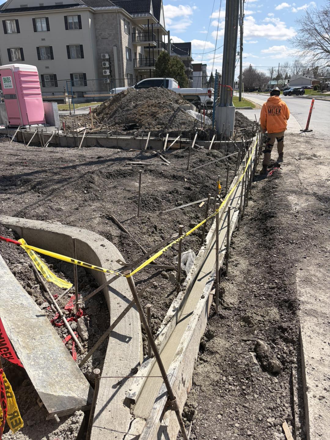 Coffrage de bordures