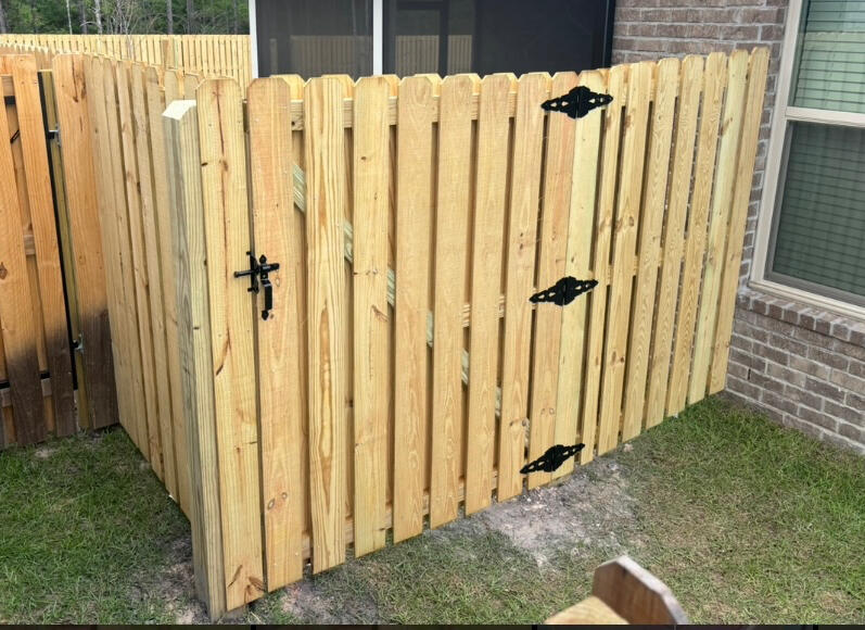 Professional fence repair in Walton County