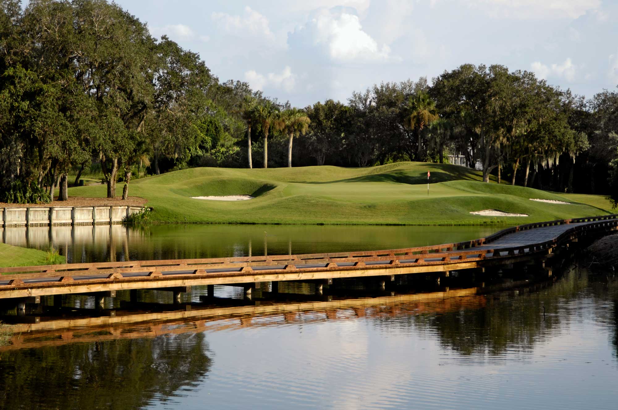The Oaks Club