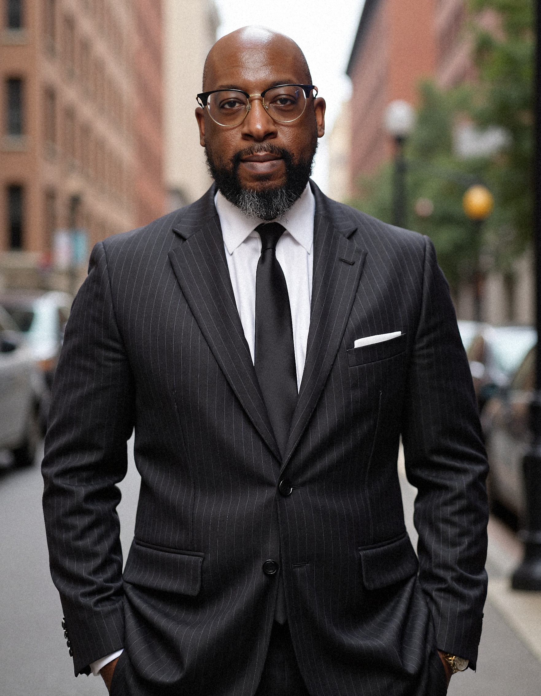 Ronnie, Wealth Preservation Strategist and Licensed Insurance Broker