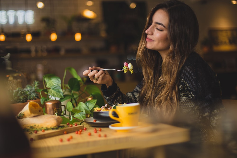 High-Vibe Dining