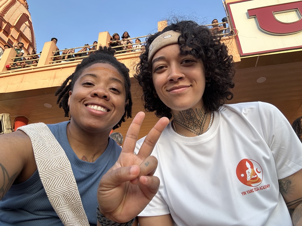 Destinē and Victoria