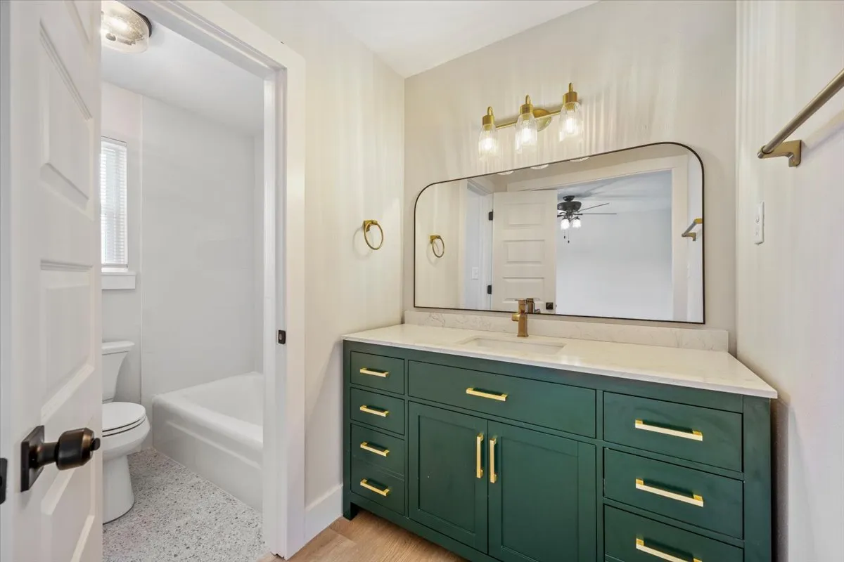 Modern Bathroom Vanities