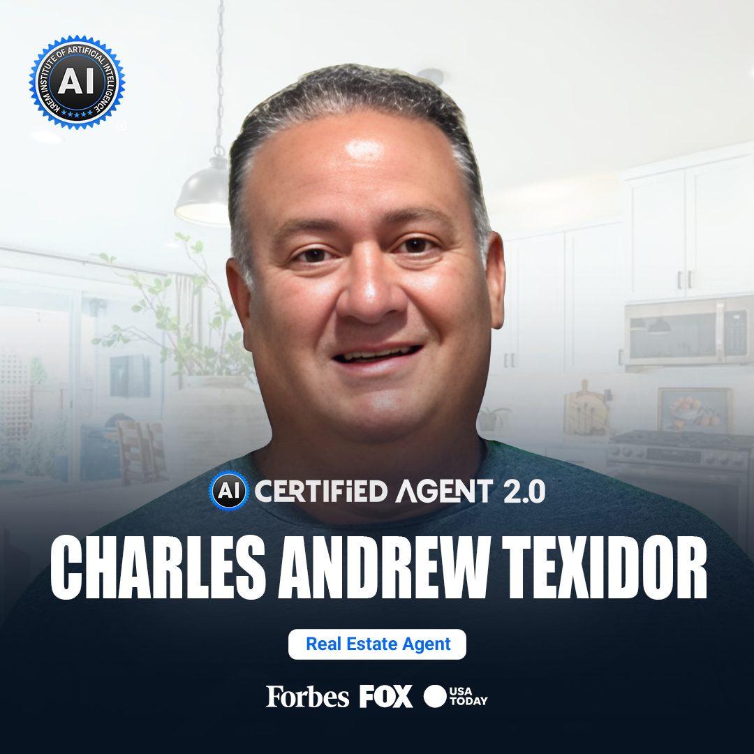 Certified real estate agent Andrew Texidor promoting Clearly Sold's transparent home selling solutions in Phoenix, Arizona.