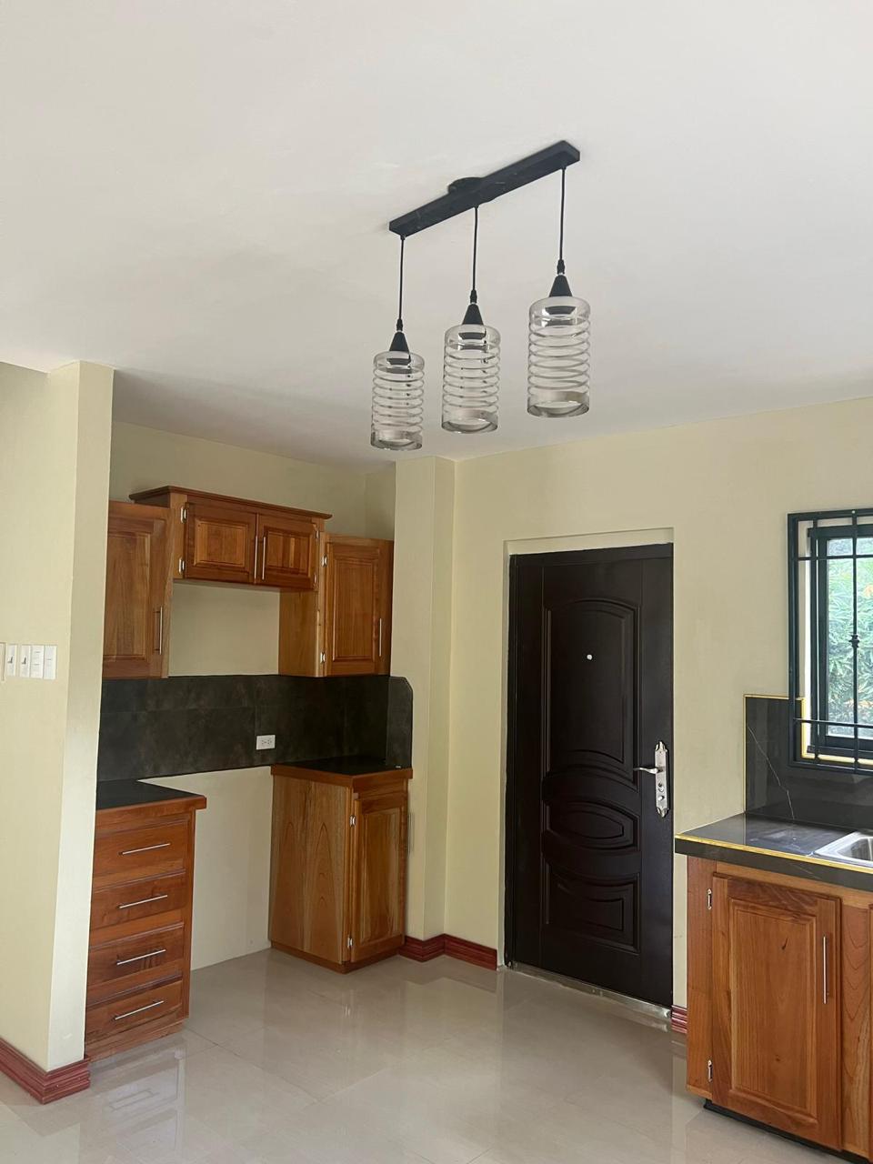 3 Bedroom Townhouse - Image 11