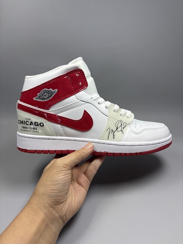 Air Jordan 1 High 'Chicago 1984-1985'