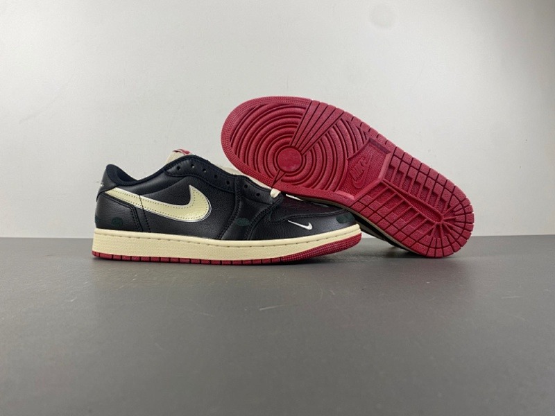 Air Jordan 1 Low 'Black/Red/White'