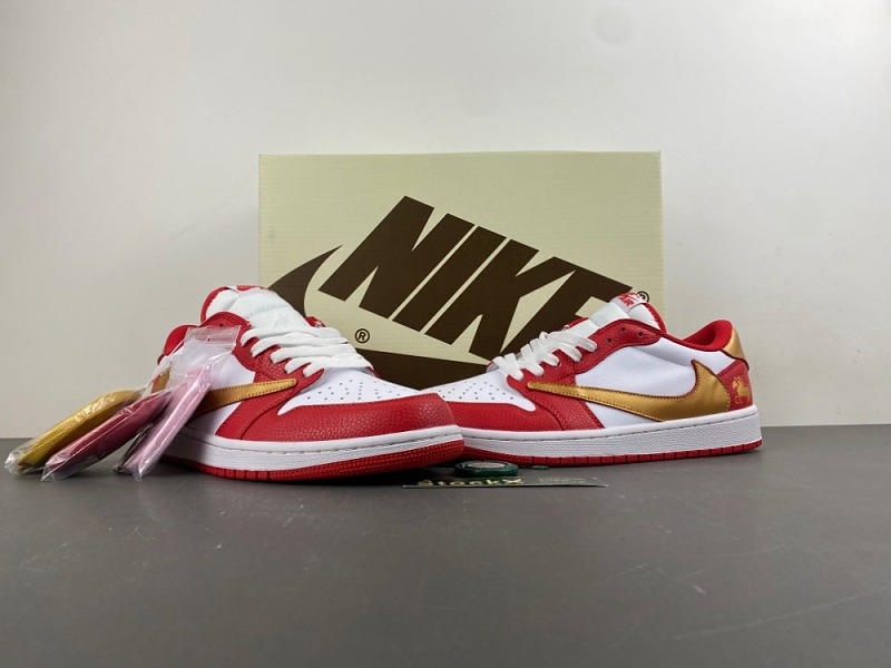 Travis Scott x Air Jordan 1 Low 'Red/Gold'