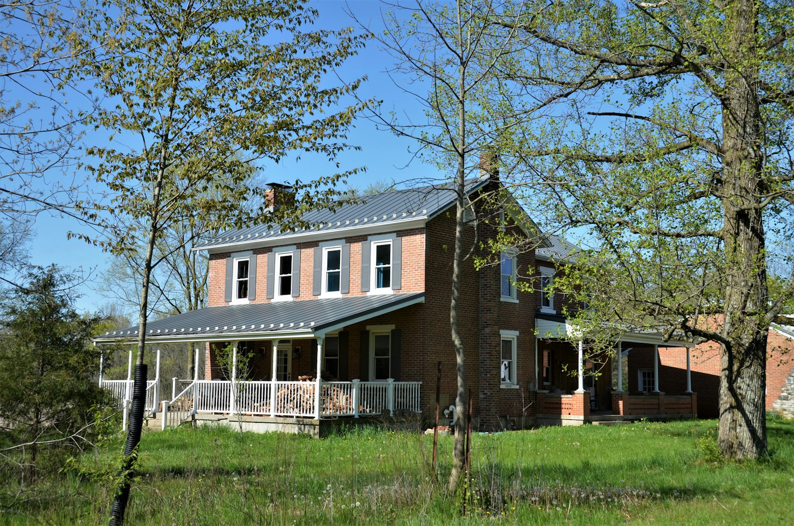 House Cleaning in Armstrong: Keeping Up With Farm Country and Busy Family Life