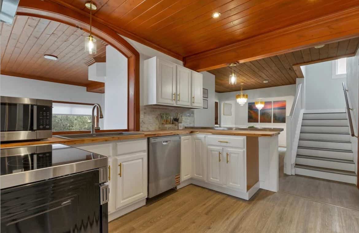 Cleaning gallery image 1