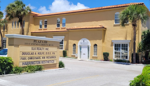 Dr. Rolfe's modern dental office in Boca Raton, FL