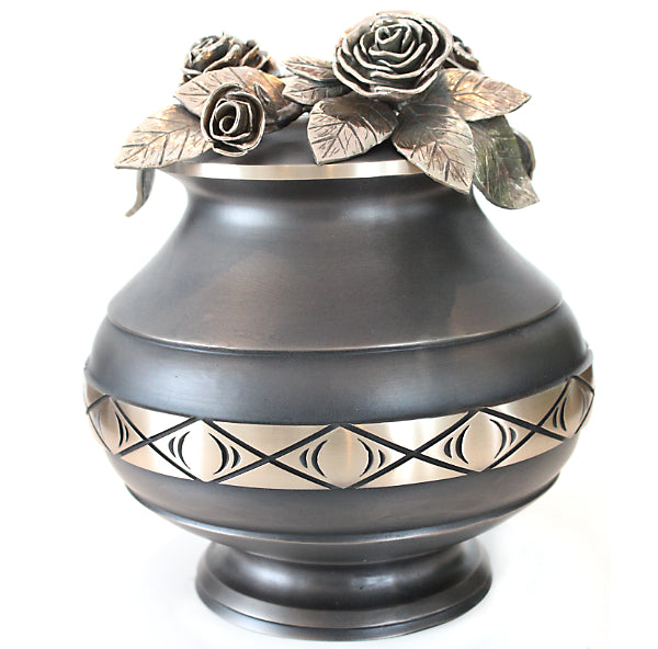 Vase de roses - Patine noire