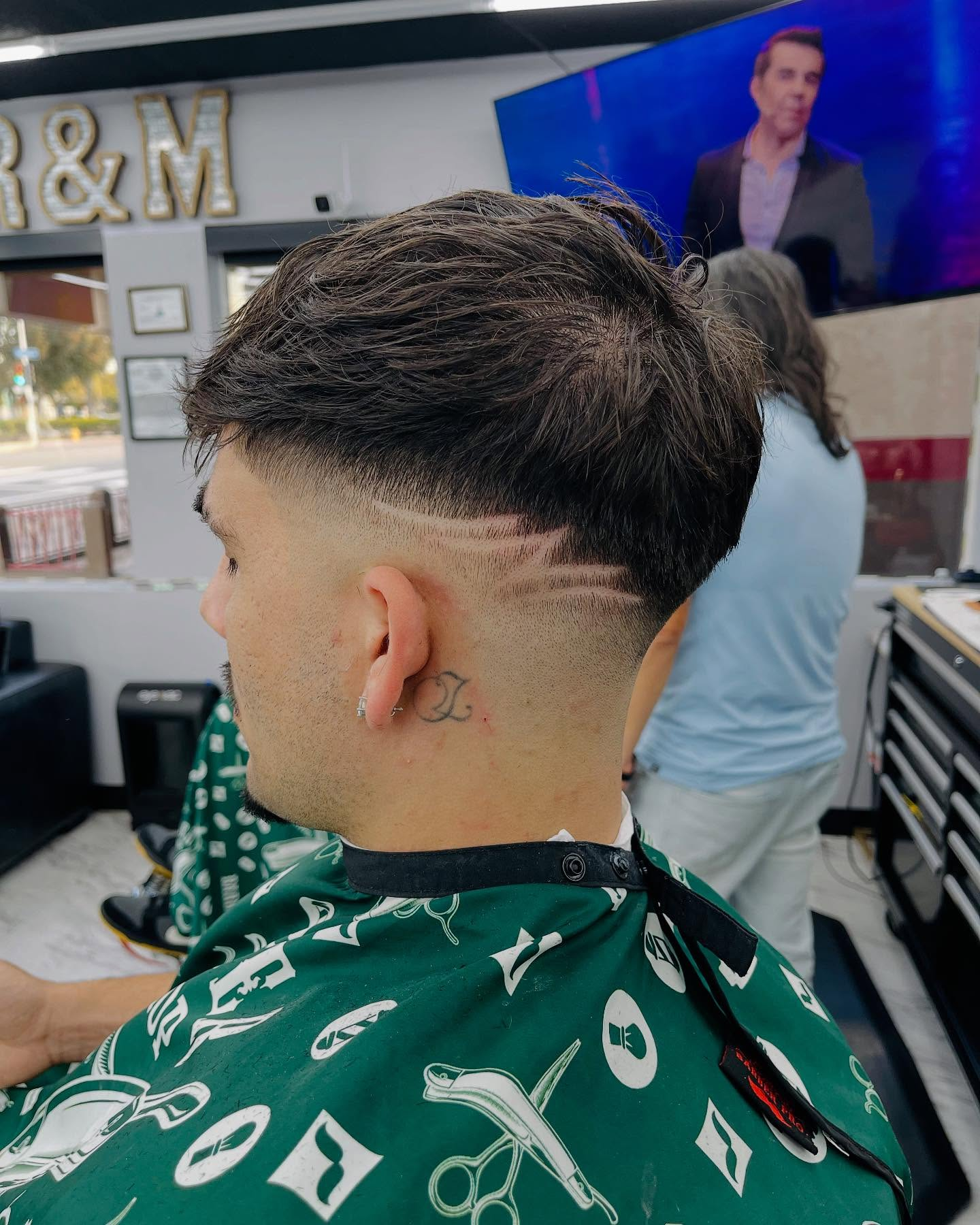 R&M Barbershop cut 3