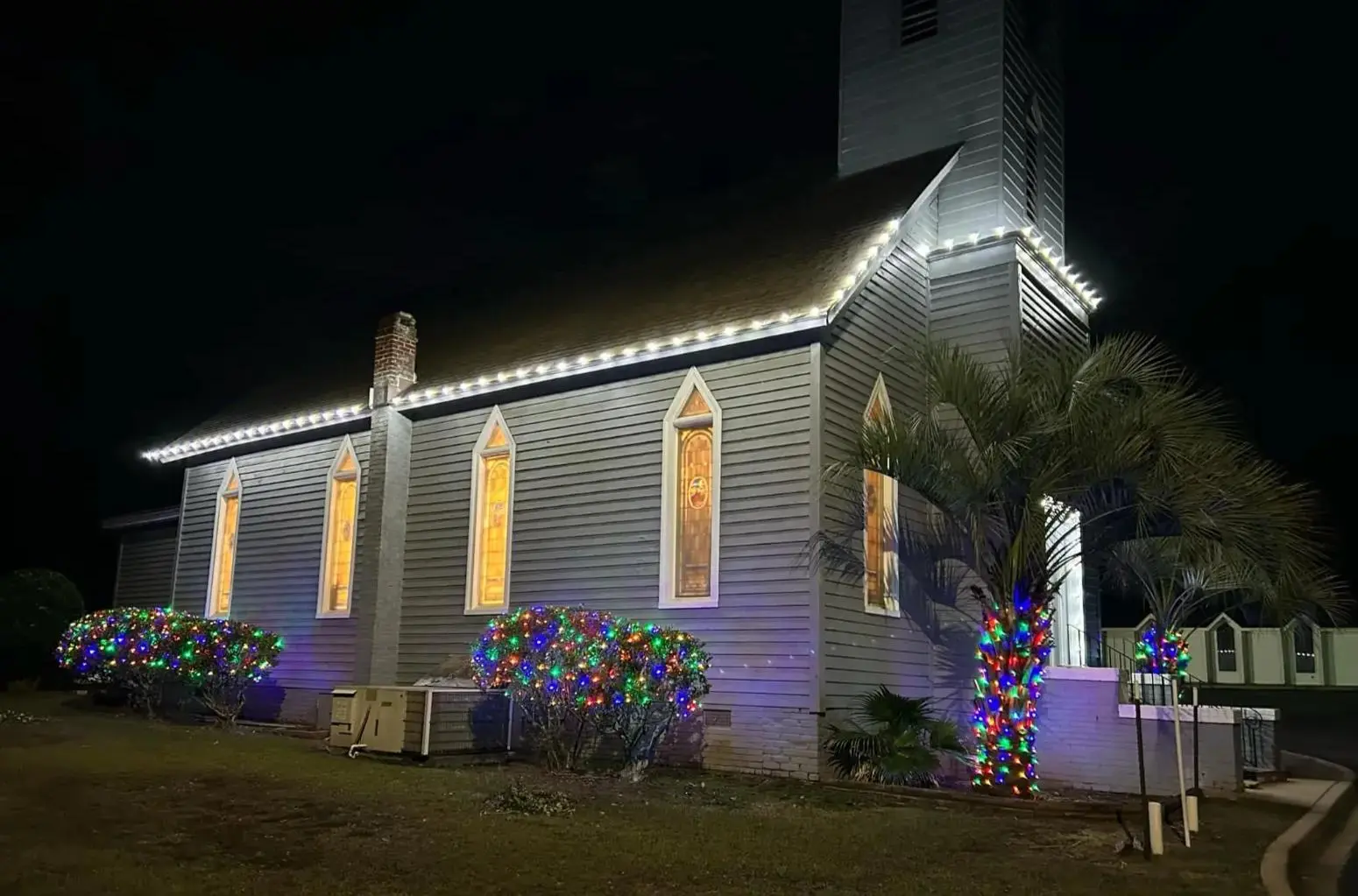 Christmas light installation 6