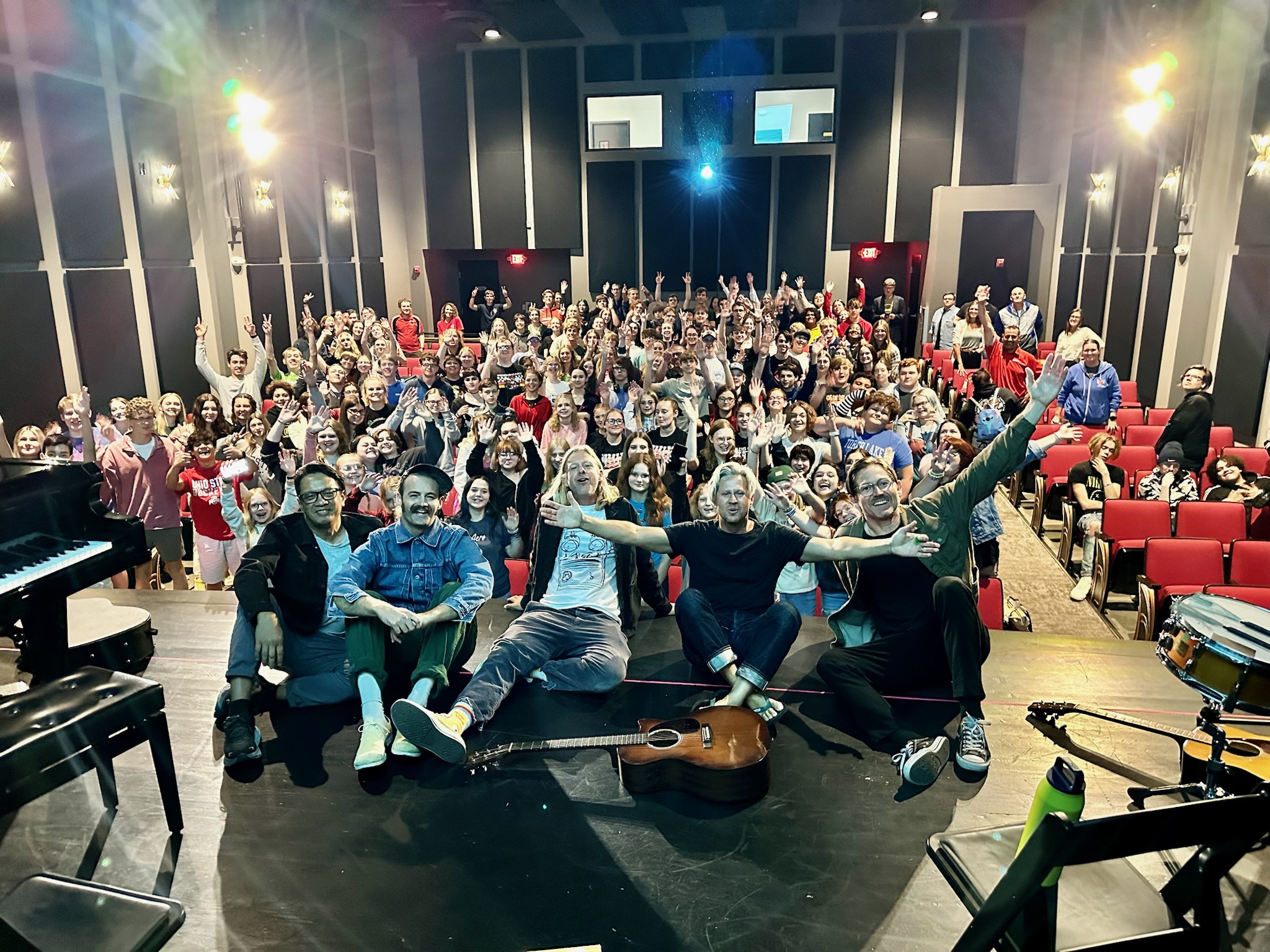 SWITCHFOOT – Rock for a Cause