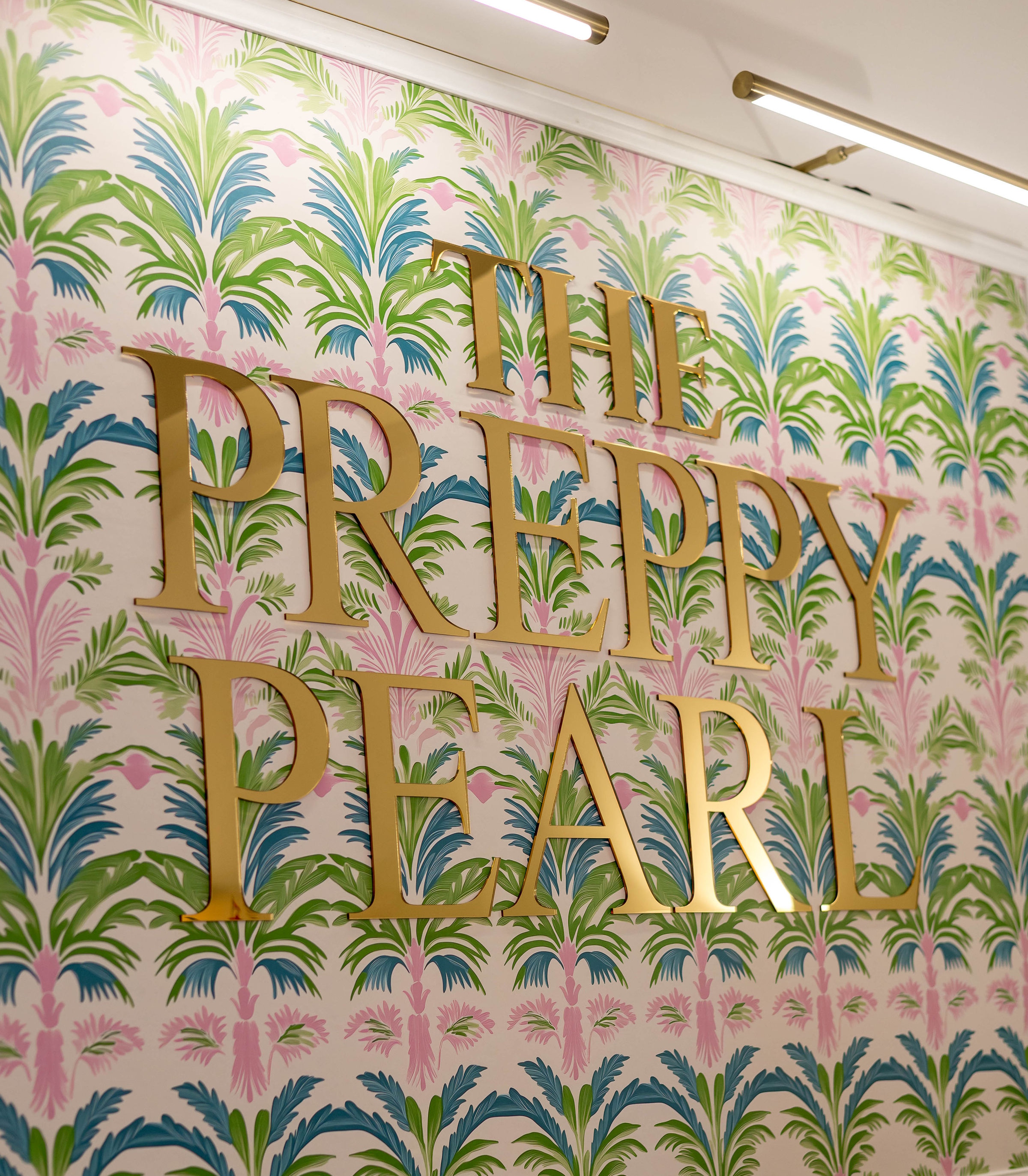 The Preppy Pearl boutique interior