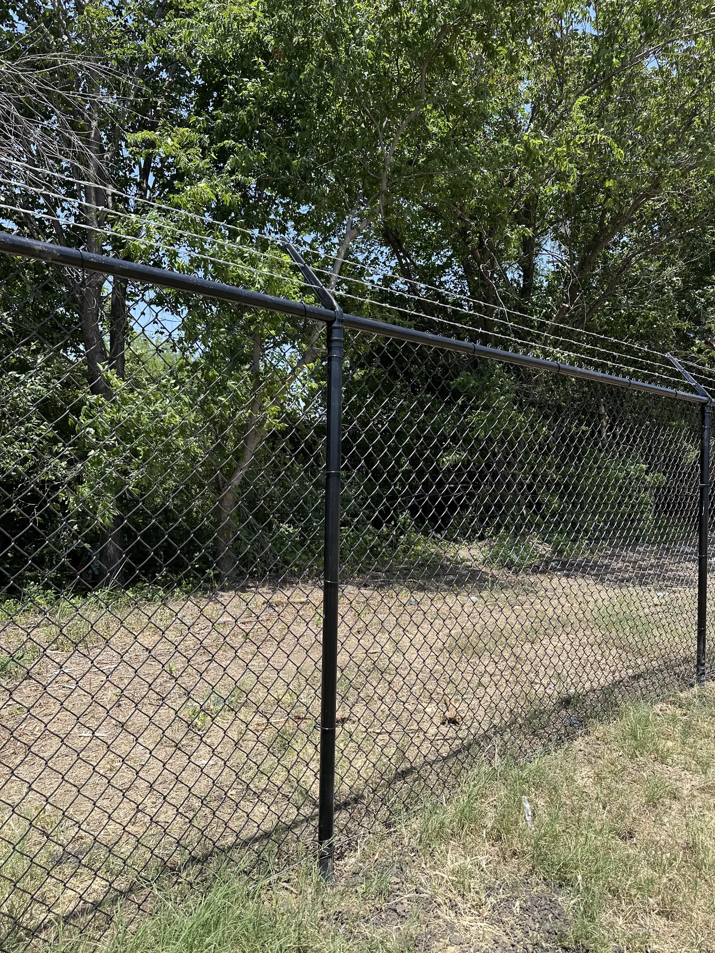 Black Vinyl-Coated Chain Link Fence