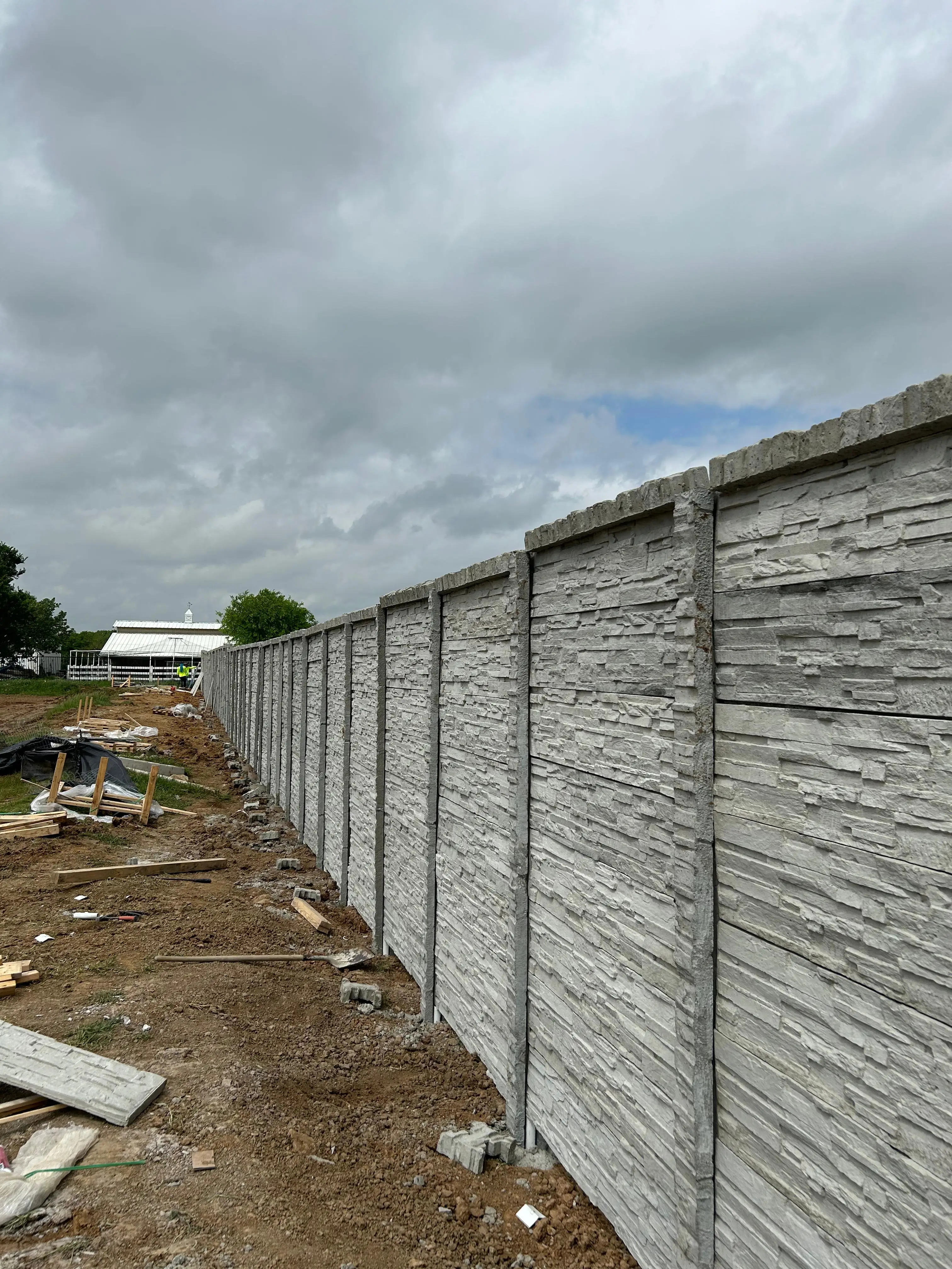 Commercial fencing project Texas DFW - concrete & precast in Dallas