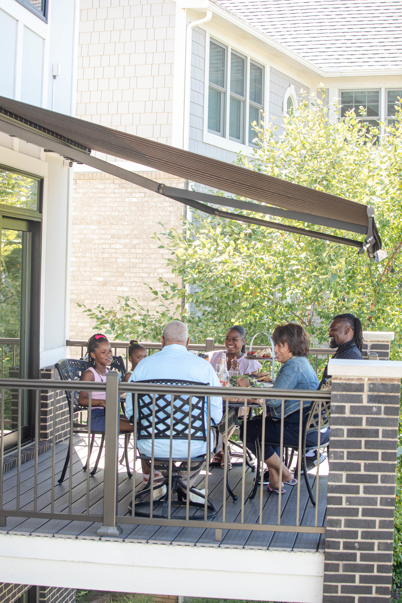 Retractable Awning 7