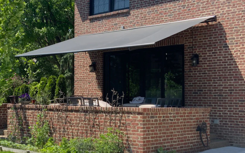 Retractable Awning 3