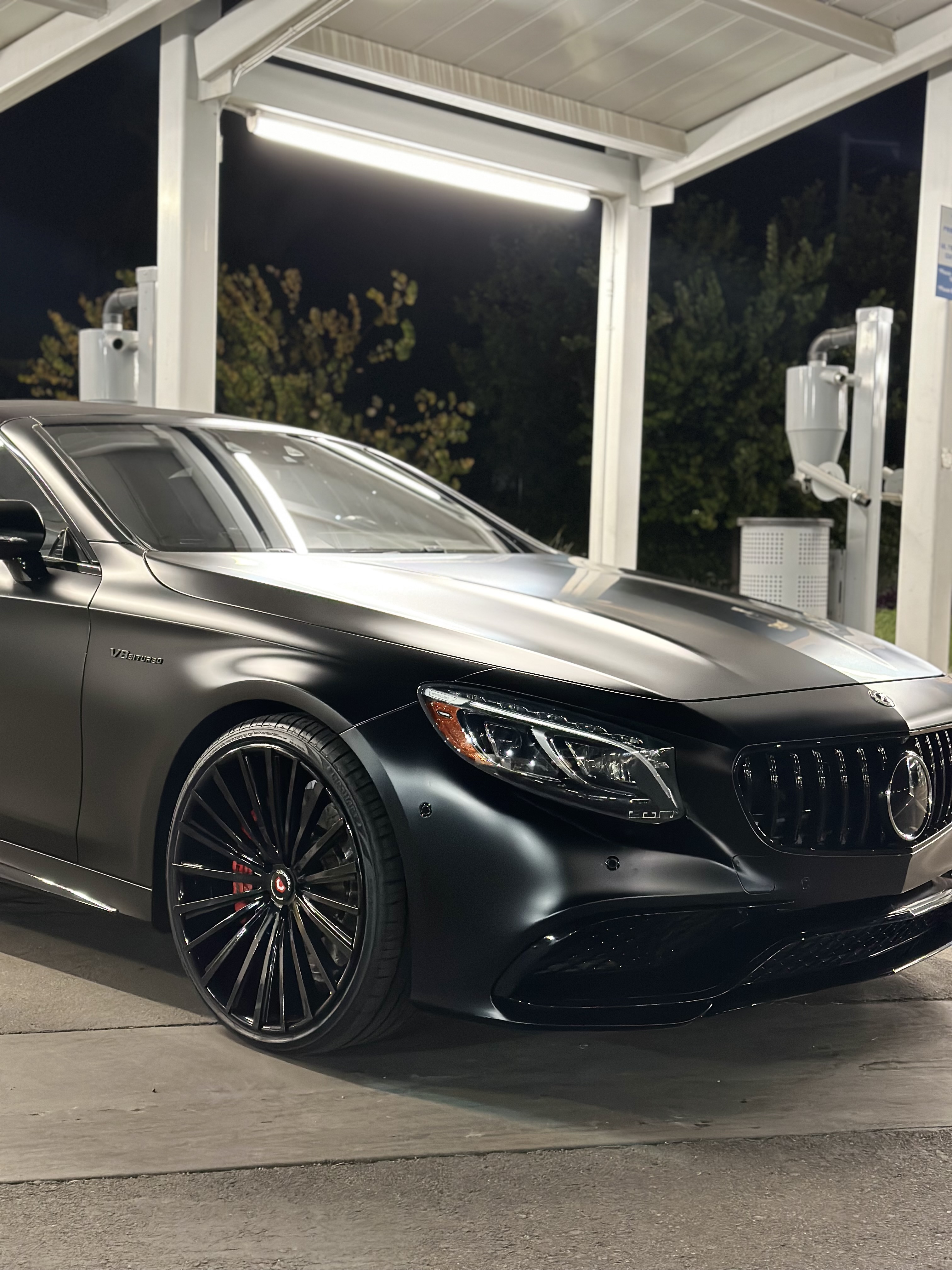 Matte Black Mercedes protected with STEK DYNOmatte