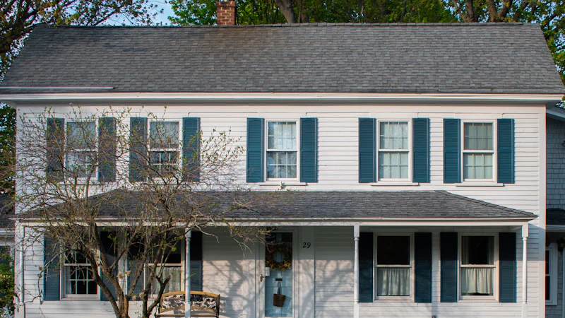 Selling Without a Realtor? Why You Still Need a Lawyer at the Table