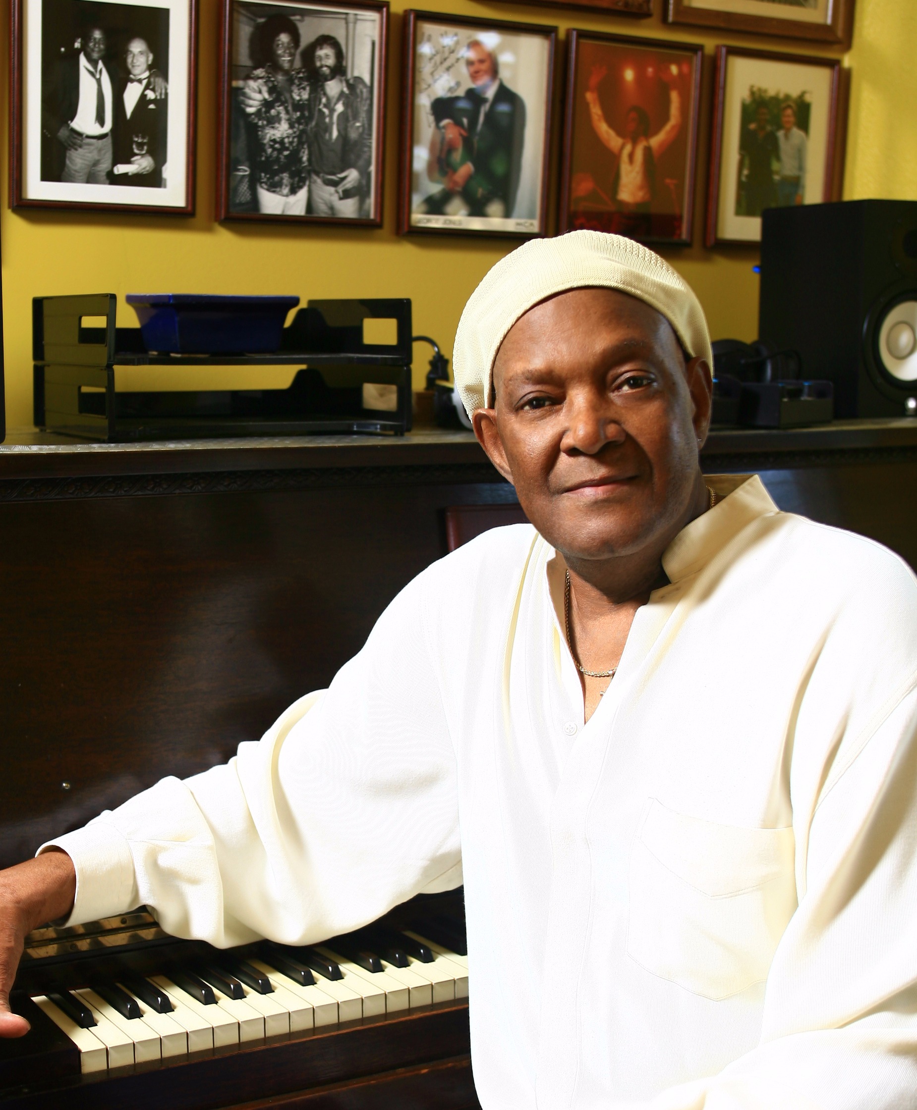 Dobie Gray Official