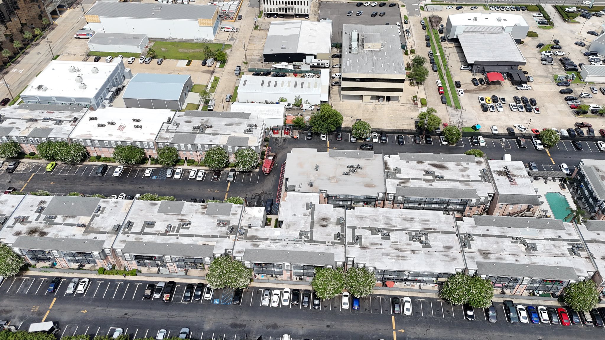 Commercial roofing contractor Lafayette LA