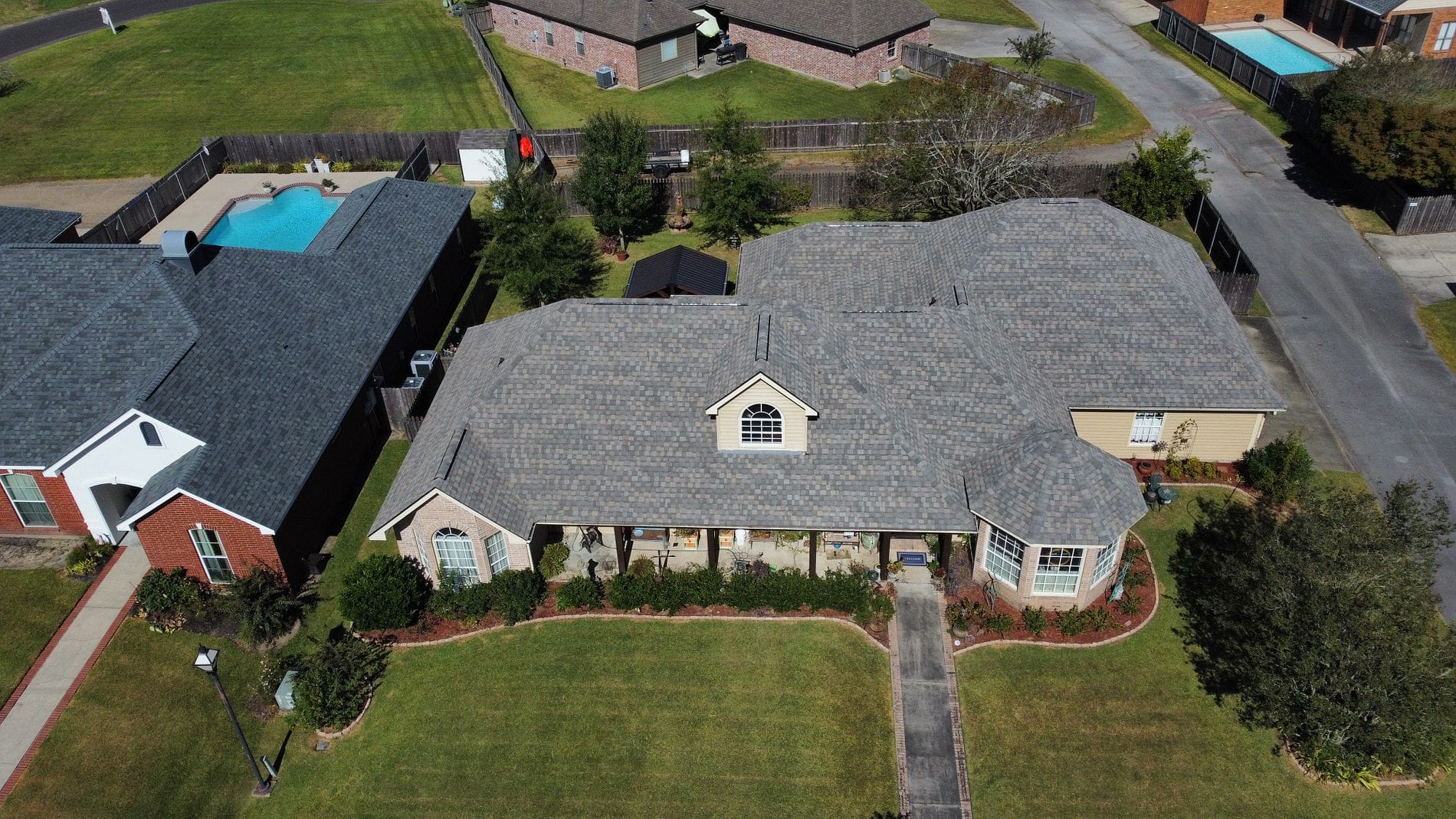 Roof Replacement services in Youngsville, Louisiana