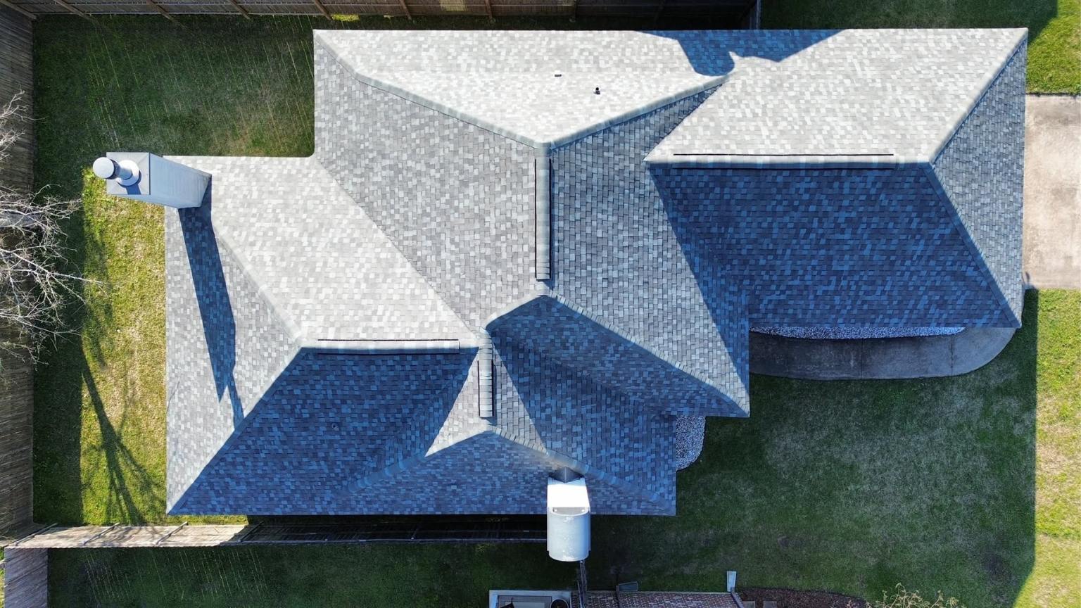 Architectural asphalt shingle roof installed by Shingle Solutions in Lafayette LA
