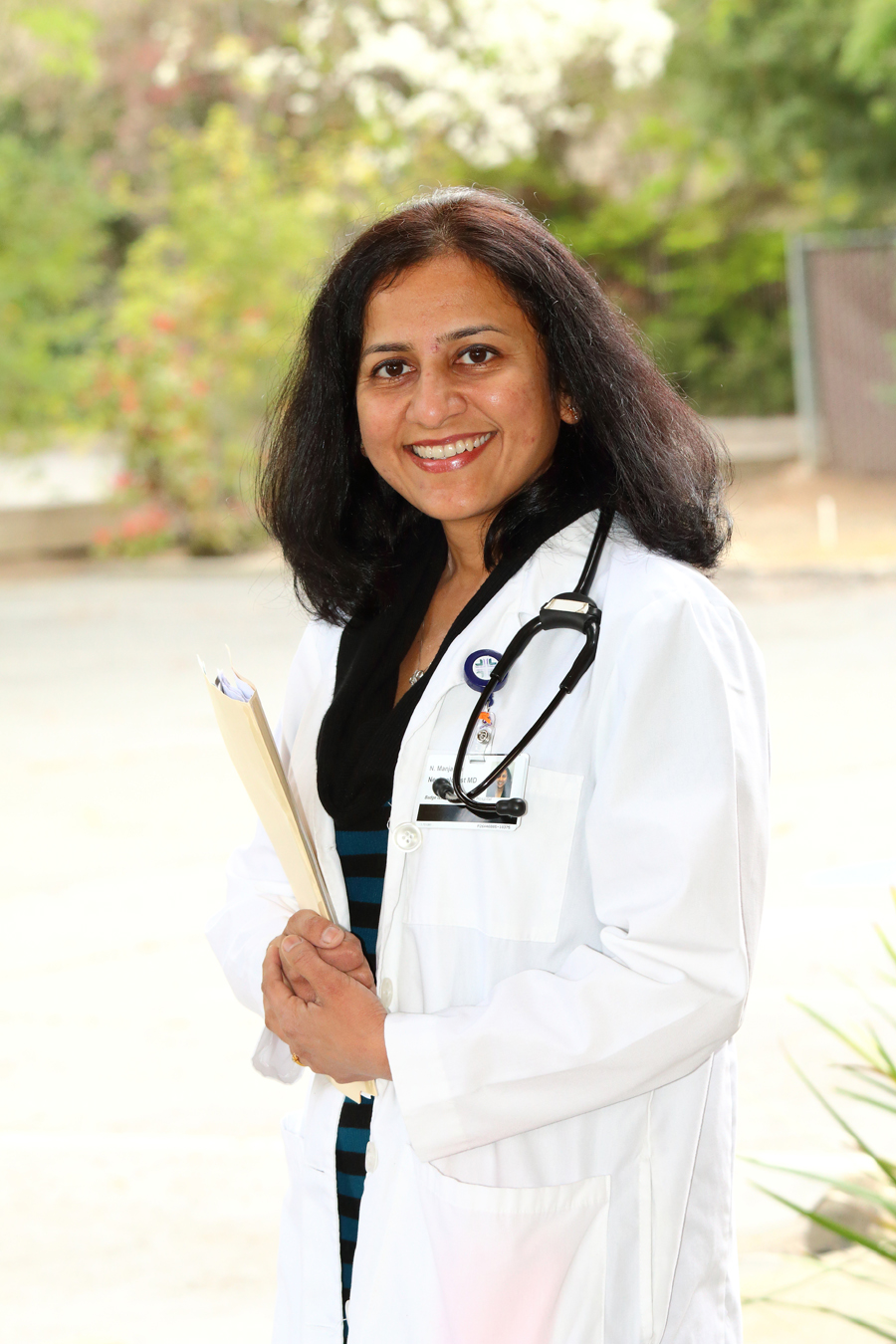 AKSNB nephrologist providing compassionate patient care