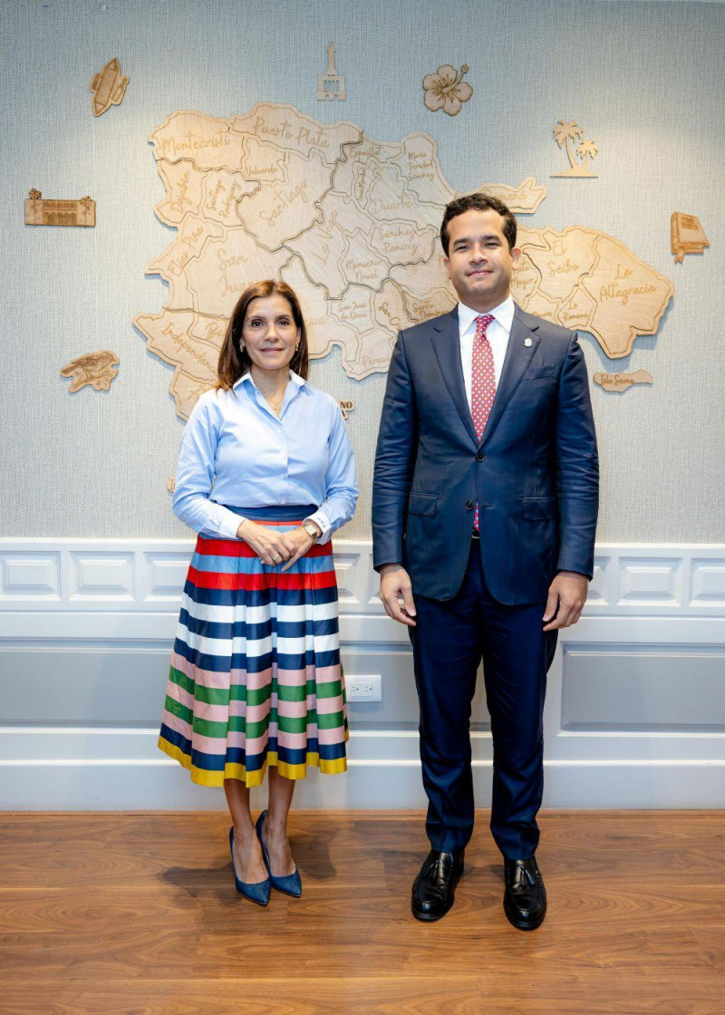 Ana L.