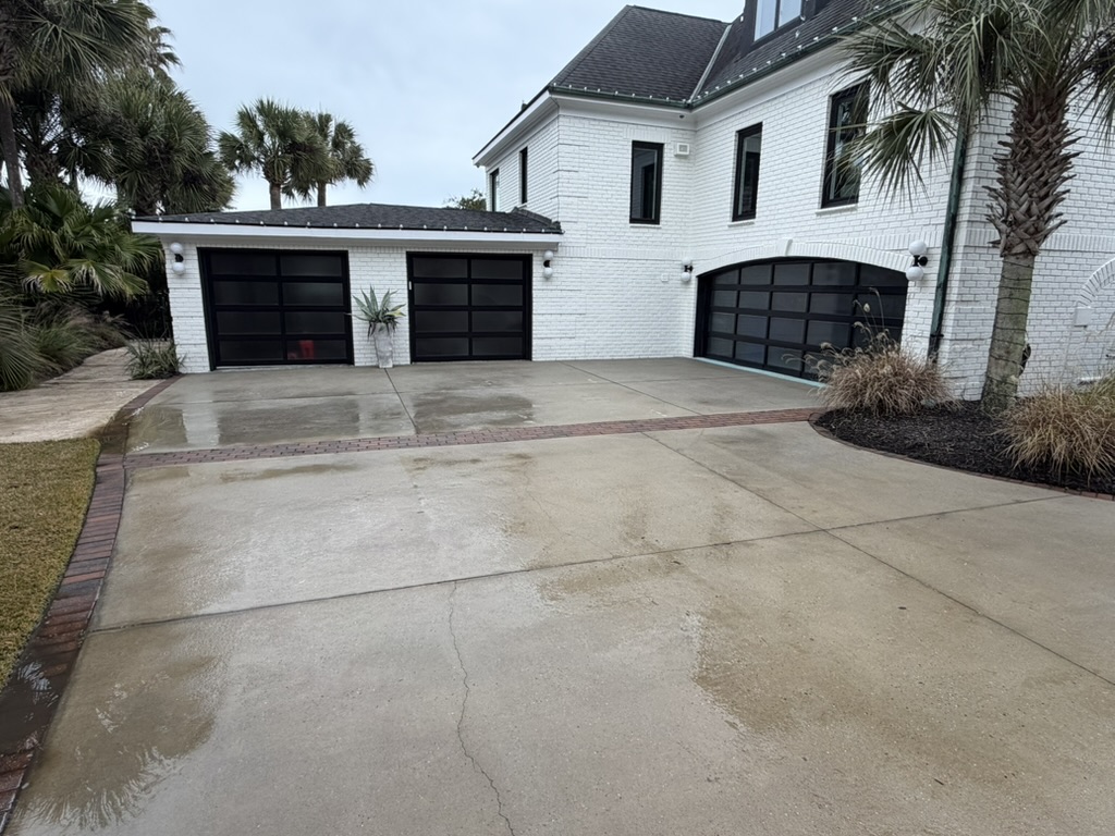 Driveway & Concrete Cleaning