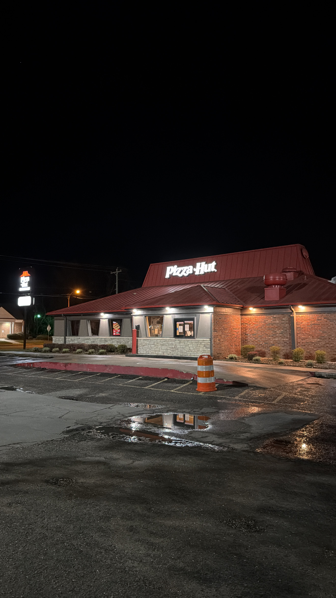 Pizza Hut - Commercial Cleaning