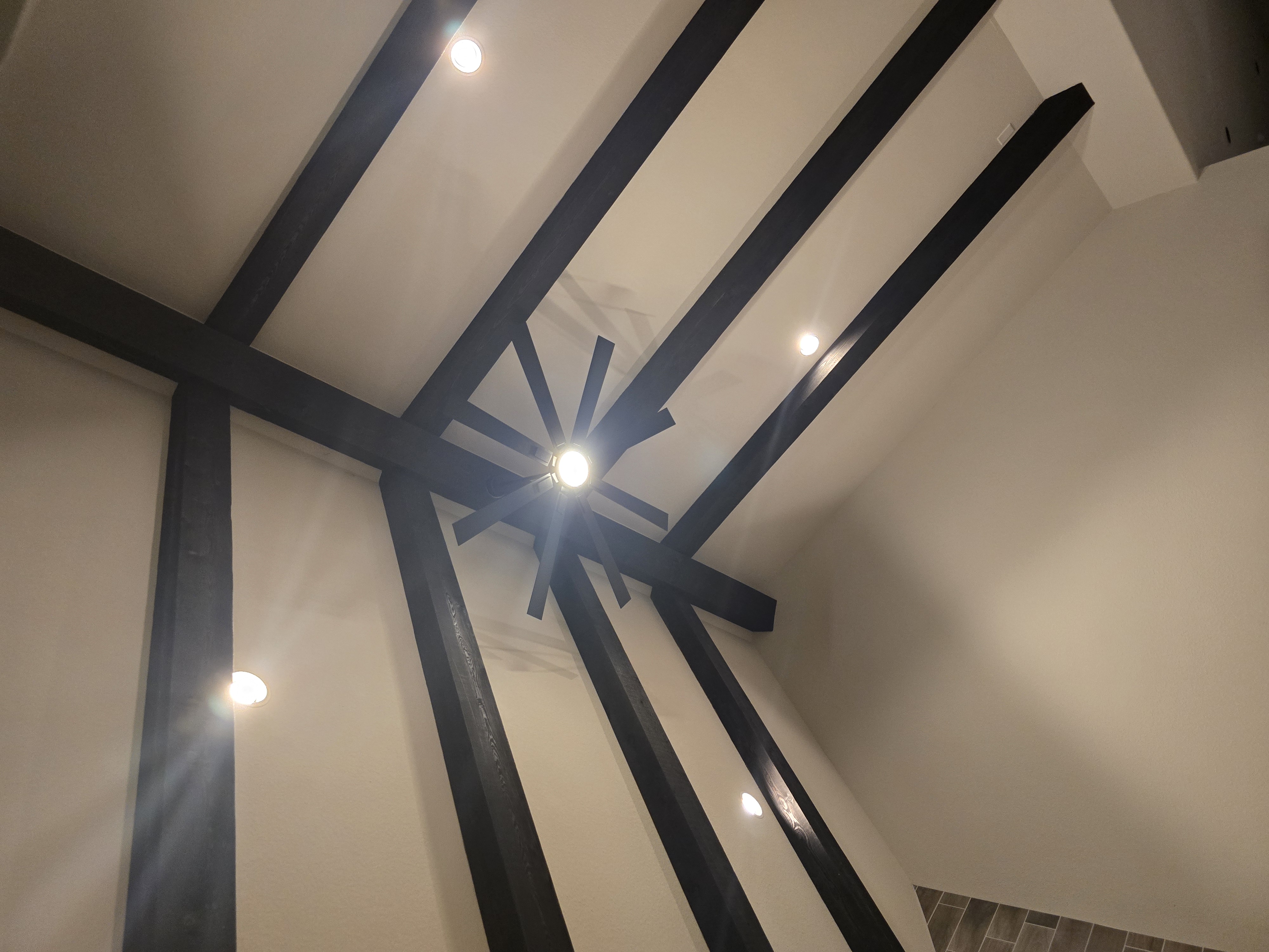De Leon Solutions - Carpentry and ceiling beam work