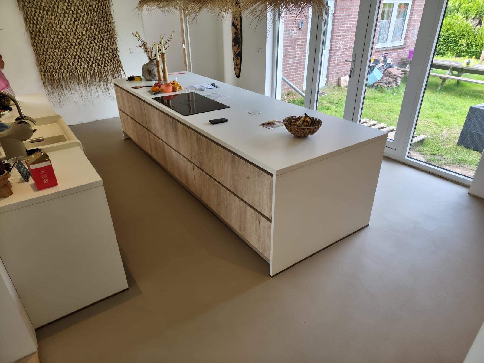 Lavapox vloer in Beek
