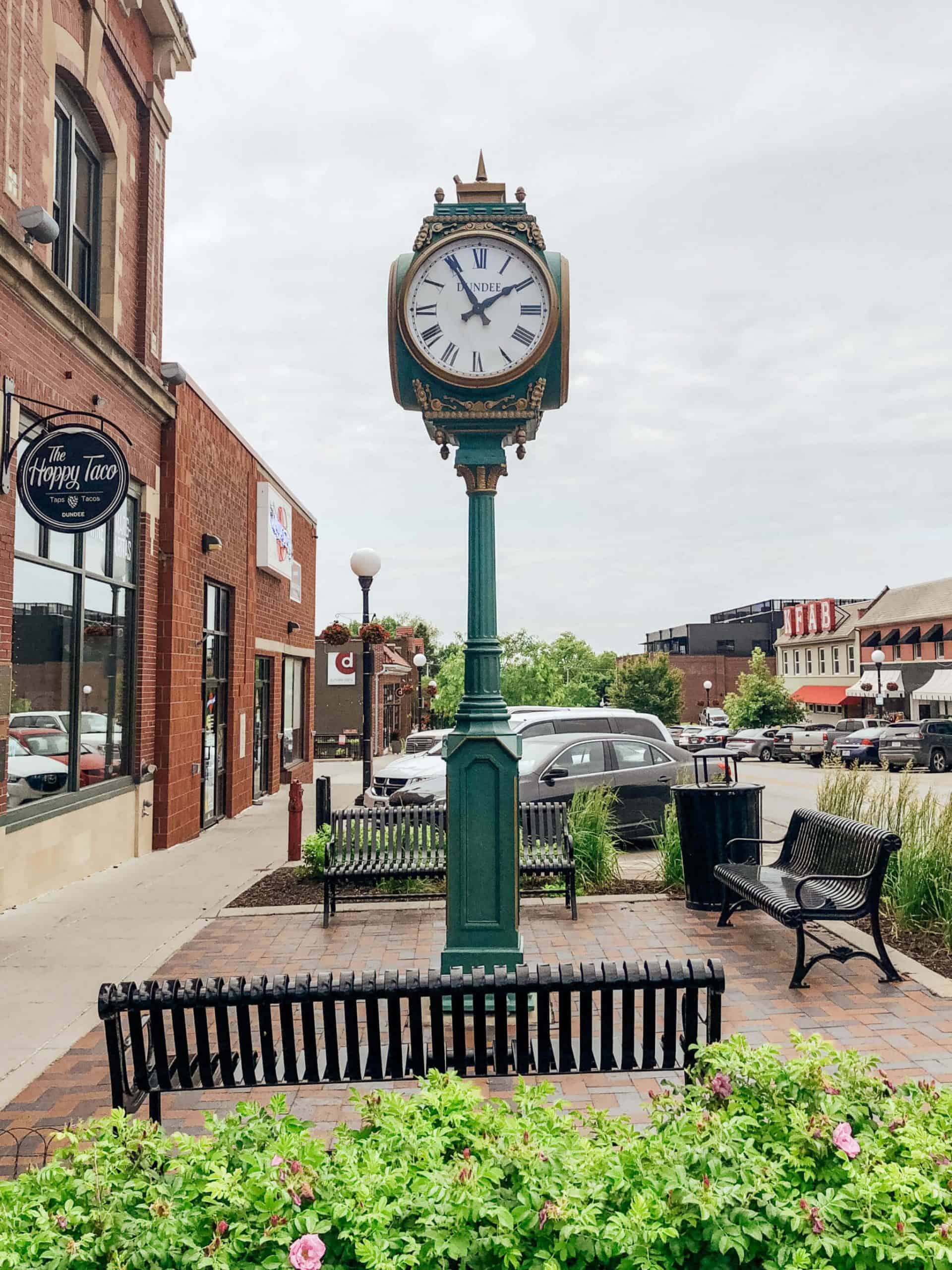 Omaha Dundee Clock