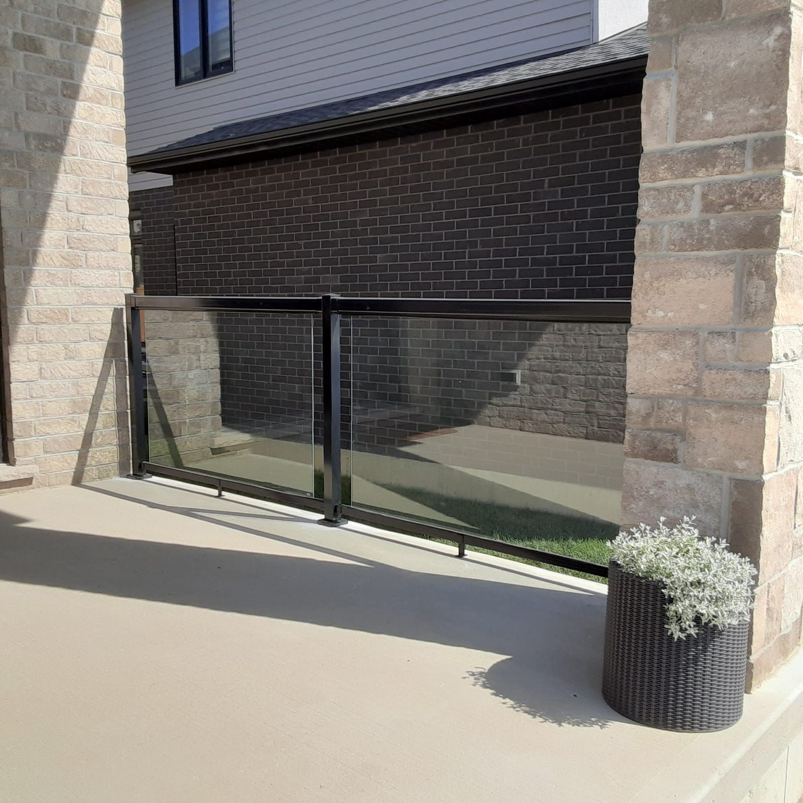 Railing image 3