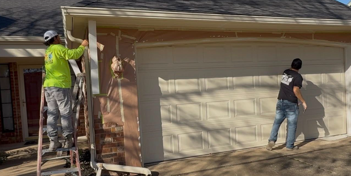 Professional exterior painters at work, serving Broken Arrow, Sand Springs, Owasso, Vinita, Oklahoma County, Sapulpa, Glenpool, Bartlesville, and Downtown Tulsa, OK